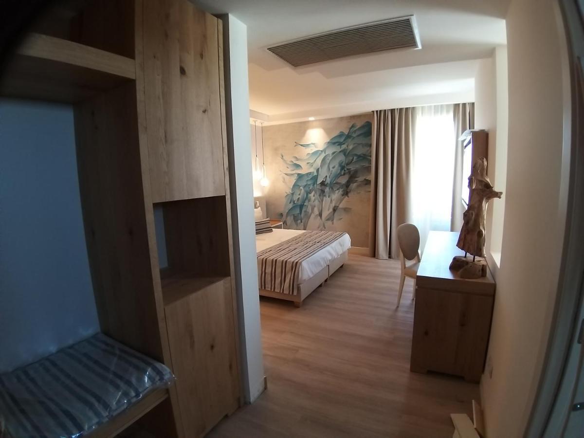 Aqua Boutique Hotel 카스틸리오네 델라 페스카이아 외부 사진