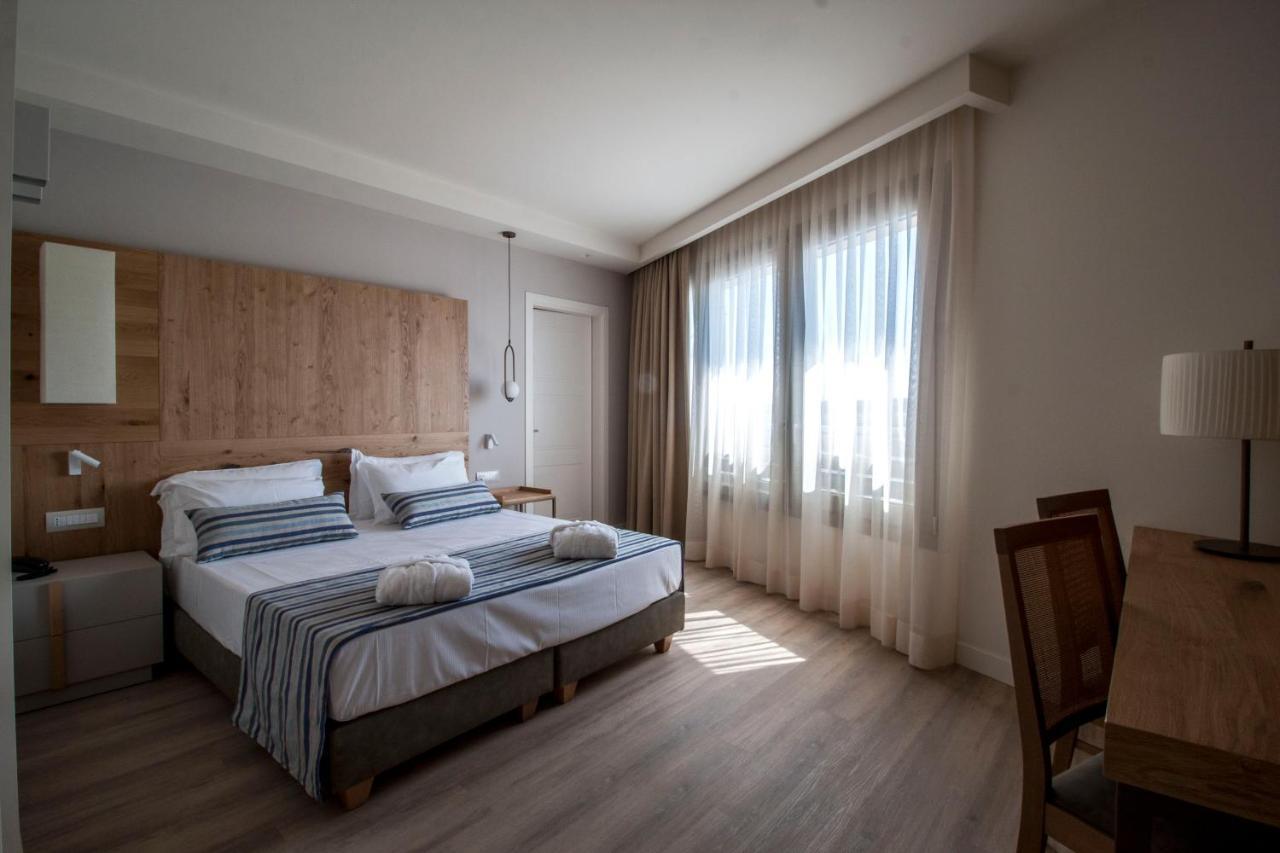 Aqua Boutique Hotel 카스틸리오네 델라 페스카이아 외부 사진
